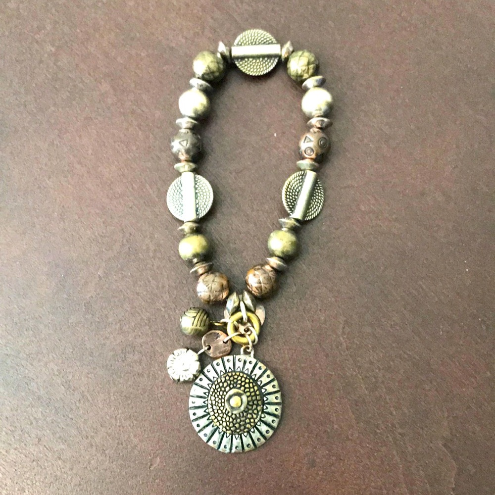 Bracelet